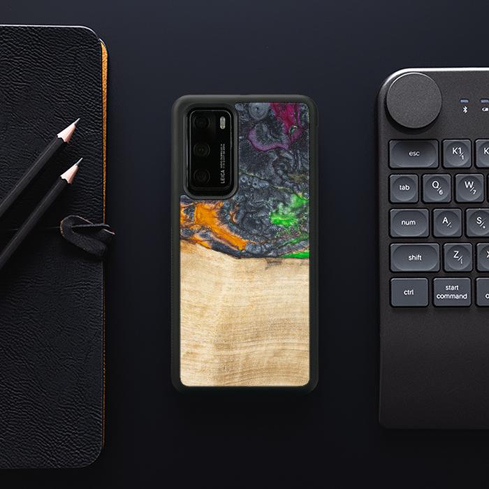 Huawei P40 Handyhülle aus Harz und Holz - Synergy#F16