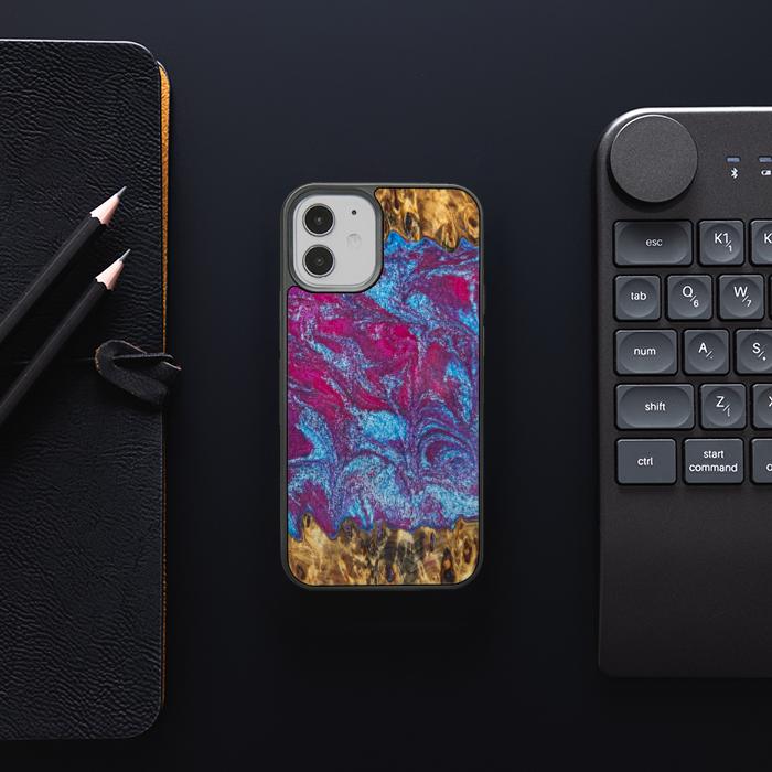 iPhone 12 Mini Etui na telefon z żywicy i drewna - Synergy#E15
