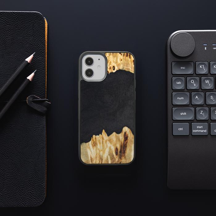 iPhone 12 Mini Handyhülle aus Harz und Holz - Synergy#E19