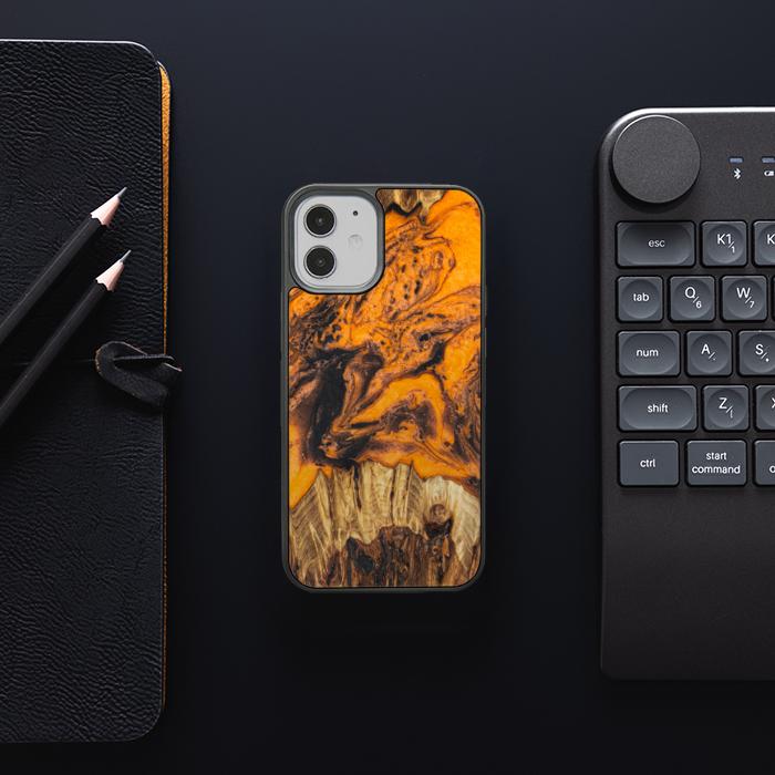 iPhone 12 Mini Etui na telefon z żywicy i drewna - Synergy#E24