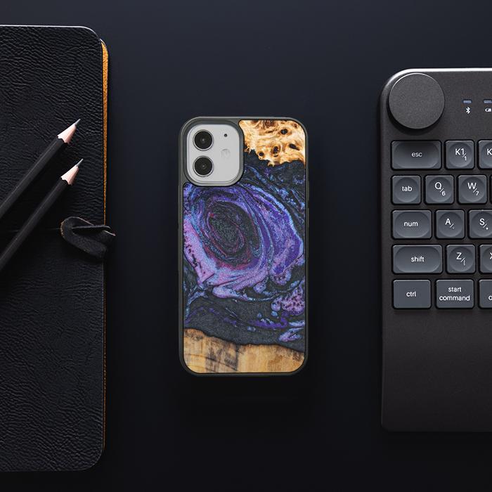 iPhone 12 Mini Handyhülle aus Harz und Holz - Synergy#F24