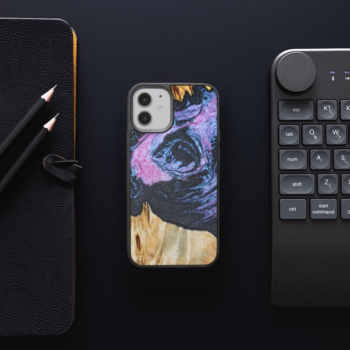 iPhone 12 Mini Handyhülle aus Harz und Holz - Synergy#F25