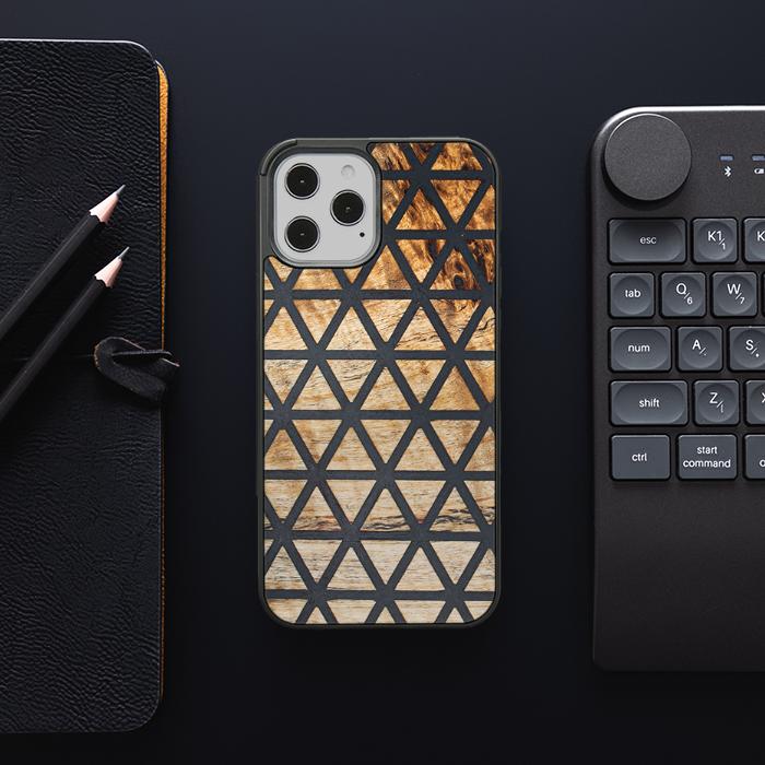 iPhone 12 Pro Max Handyhülle aus Harz und Holz - Synergy#F29