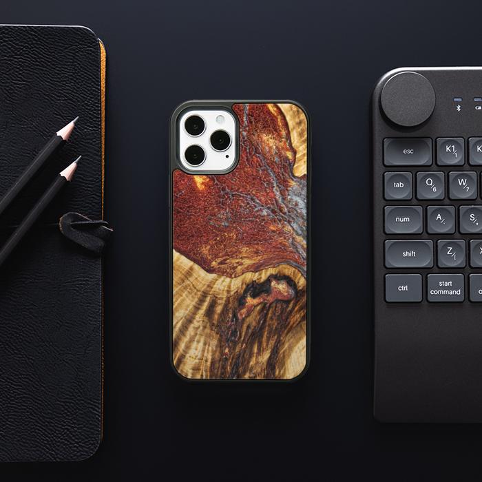 iPhone 12 Pro Etui na telefon z żywicy i drewna - Synergy#E9
