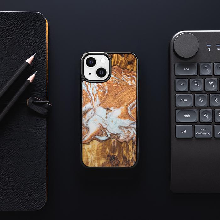 iPhone 13 Mini Etui na telefon z żywicy i drewna - Synergy#E18