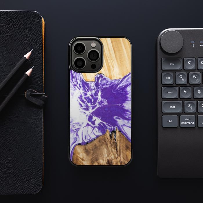 iPhone 13 Pro Max Etui na telefon z żywicy i drewna - Synergy# A78