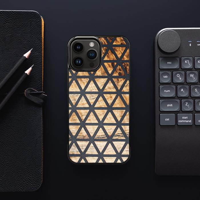 iPhone 14 Pro Max Handyhülle aus Harz und Holz - Synergy#F29