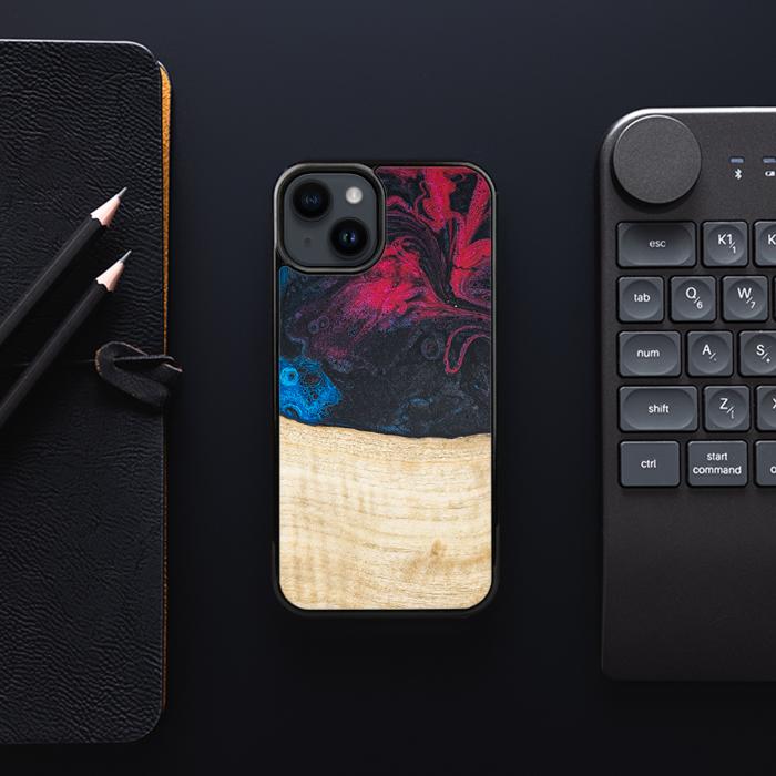 iPhone 14 Handyhülle aus Harz und Holz - Synergy#F14