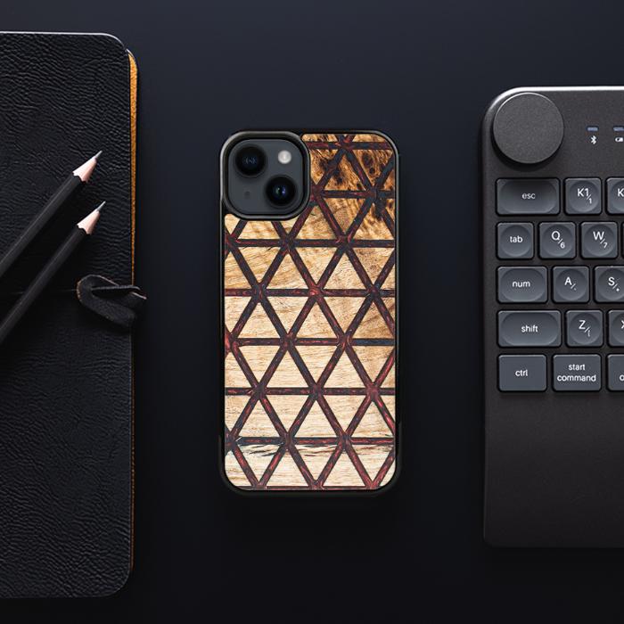 iPhone 14 Handyhülle aus Harz und Holz - Synergy#F22