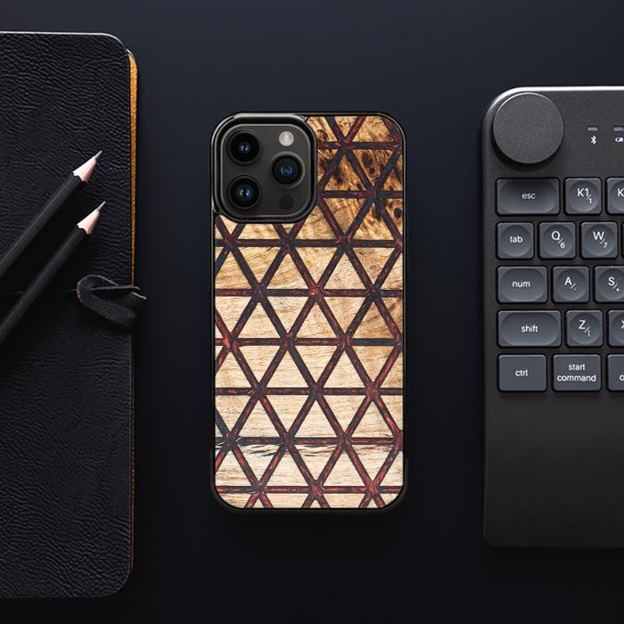 iPhone 15 Pro Max Handyhülle aus Harz und Holz - Synergy#F22