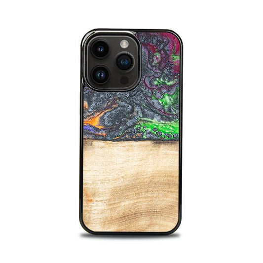 iPhone 15 Pro Handyhülle aus Harz und Holz - Synergy#F2
