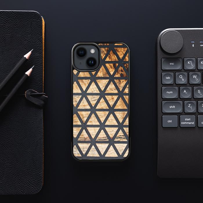 iPhone 15 Handyhülle aus Harz und Holz - Synergy#F29