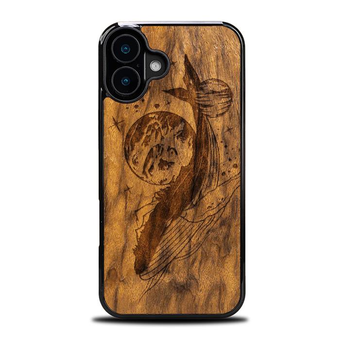 iPhone 16 Plus Handyhülle aus Holz - Cosmic Whale