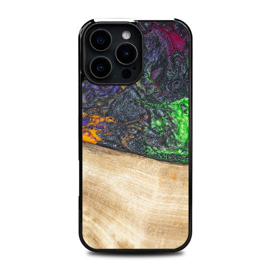 iPhone 16 Pro Max Handyhülle aus Harz und Holz - Synergy#F10