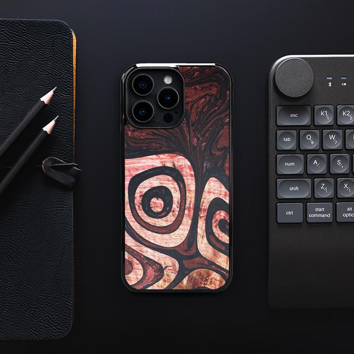 iPhone 16 Pro Max Handyhülle aus Harz und Holz - Synergy#F32