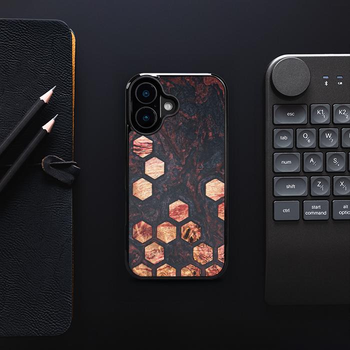 iPhone 16 Handyhülle aus Harz und Holz - Synergy#F27