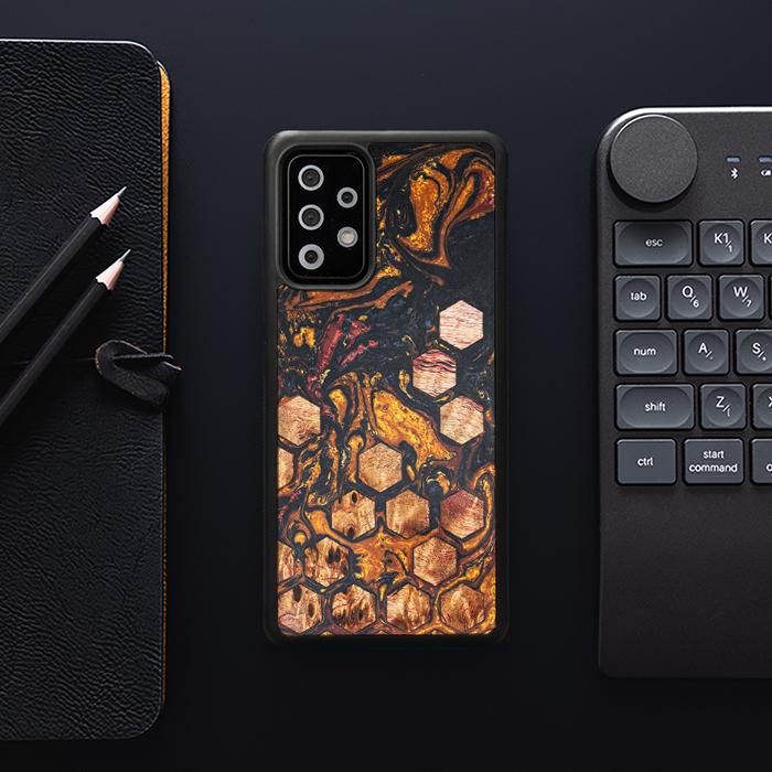 Samsung Galaxy A73 5G Handyhülle aus Harz und Holz - Synergy#F38