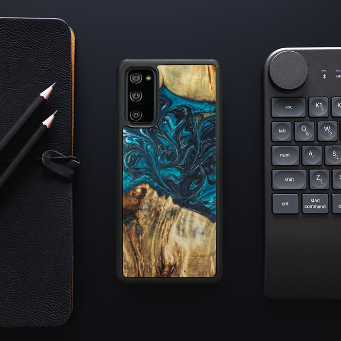 Samsung Galaxy S20 FE Handyhülle aus Harz und Holz - Synergy#E12