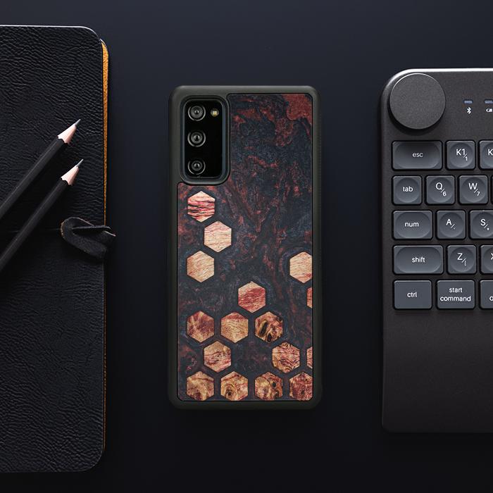 Samsung Galaxy S20 FE Handyhülle aus Harz und Holz - Synergy#F27