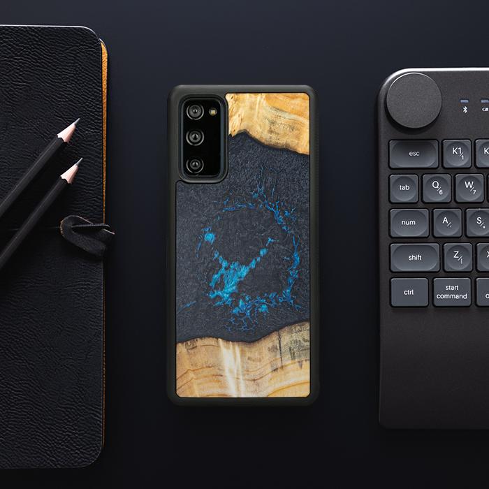 Samsung Galaxy S20 FE Handyhülle aus Harz und Holz - Synergy#F35