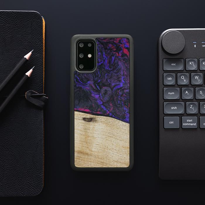 Samsung Galaxy S20 Plus Handyhülle aus Harz und Holz - Synergy#F18