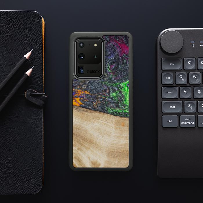 Samsung Galaxy S20 Ultra Handyhülle aus Harz und Holz - Synergy#F10