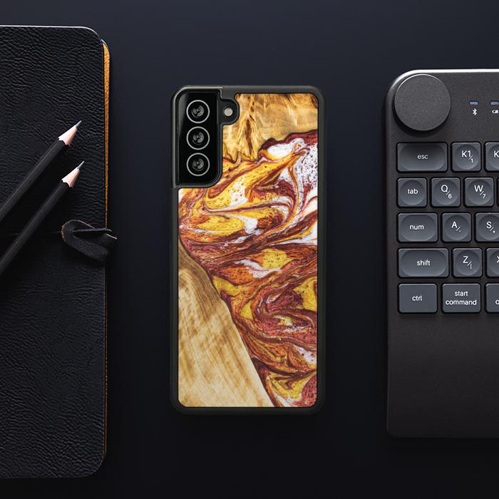Samsung Galaxy S21 Plus Handyhülle aus Harz und Holz - Synergy#E4