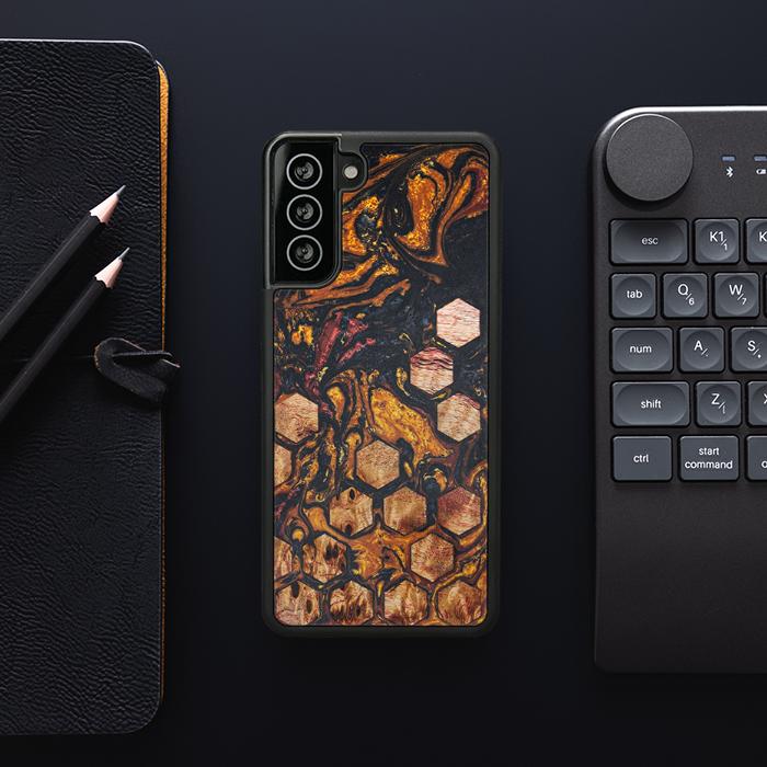 Samsung Galaxy S21 Plus Handyhülle aus Harz und Holz - Synergy#F38