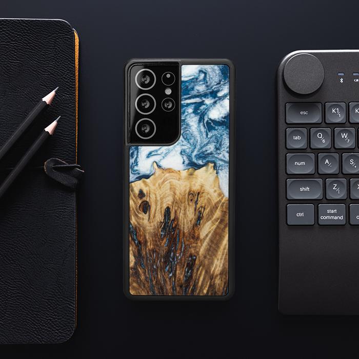 Samsung Galaxy S21 Ultra Handyhülle aus Harz und Holz - Synergy#E23
