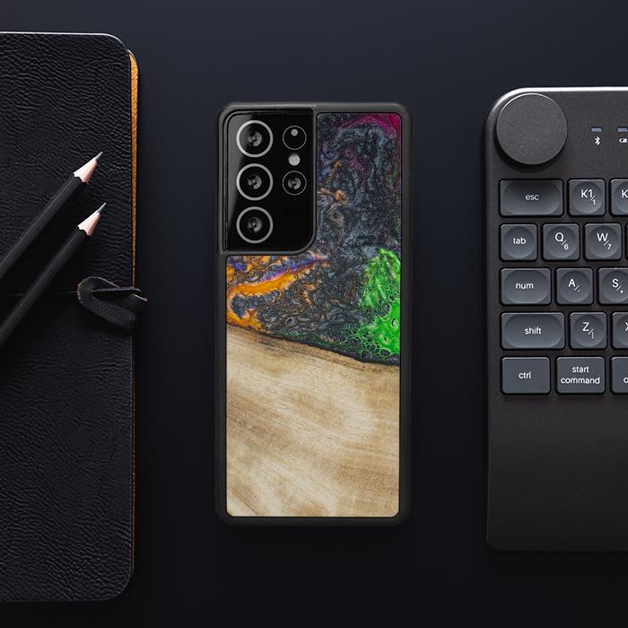 Samsung Galaxy S21 Ultra Handyhülle aus Harz und Holz - Synergy#F15