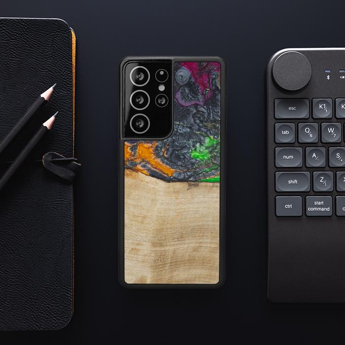 Samsung Galaxy S21 Ultra Handyhülle aus Harz und Holz - Synergy#F16