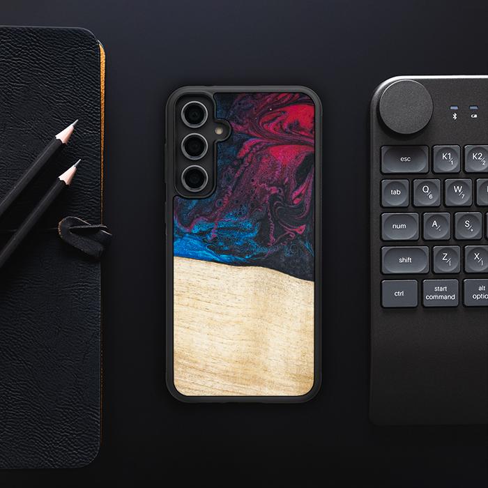 Samsung Galaxy S23 FE Handyhülle aus Harz und Holz - Synergy#F9