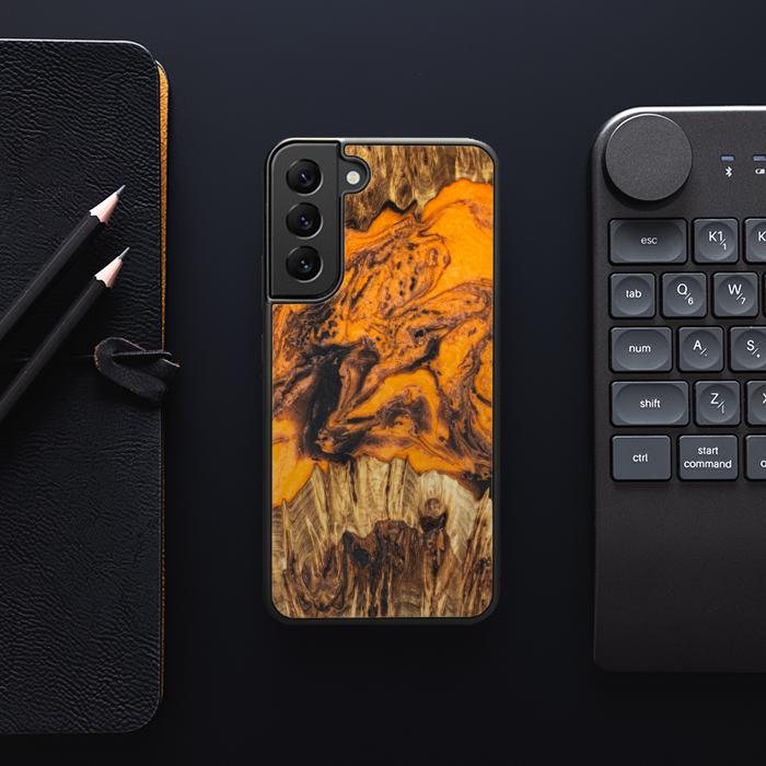 Etui na telefon Samsung Galaxy S23 Plus wykonane z żywicy i drewna - Synergy#E24