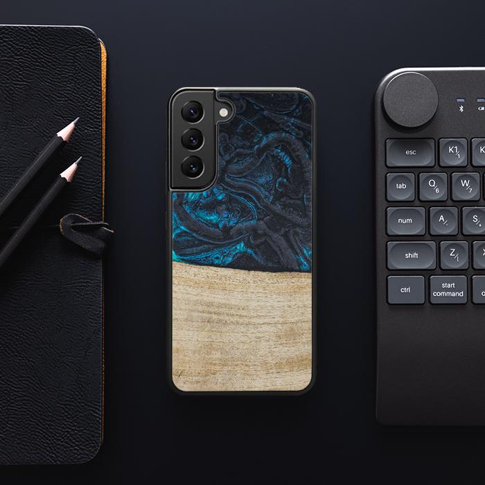 Samsung Galaxy S23 Plus Handyhülle aus Harz und Holz - Synergy#F13