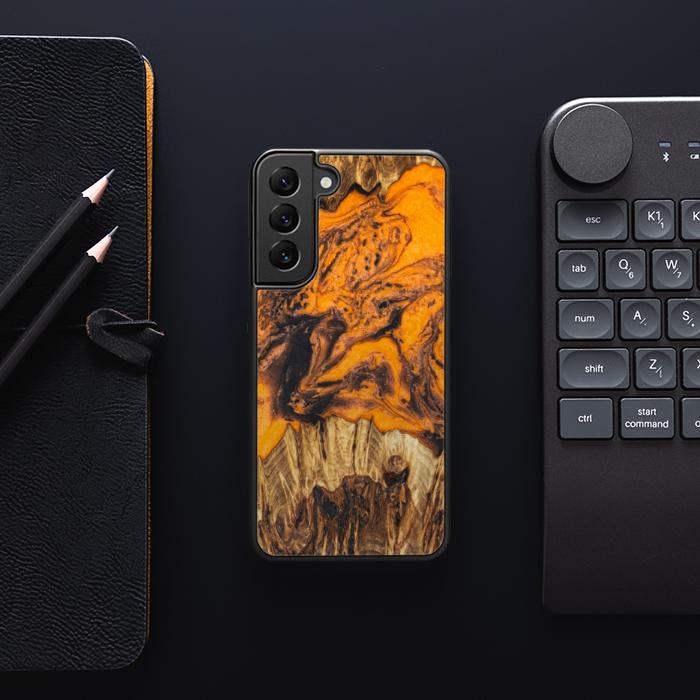 Etui na telefon Samsung Galaxy S23 wykonane z żywicy i drewna - Synergy#E24