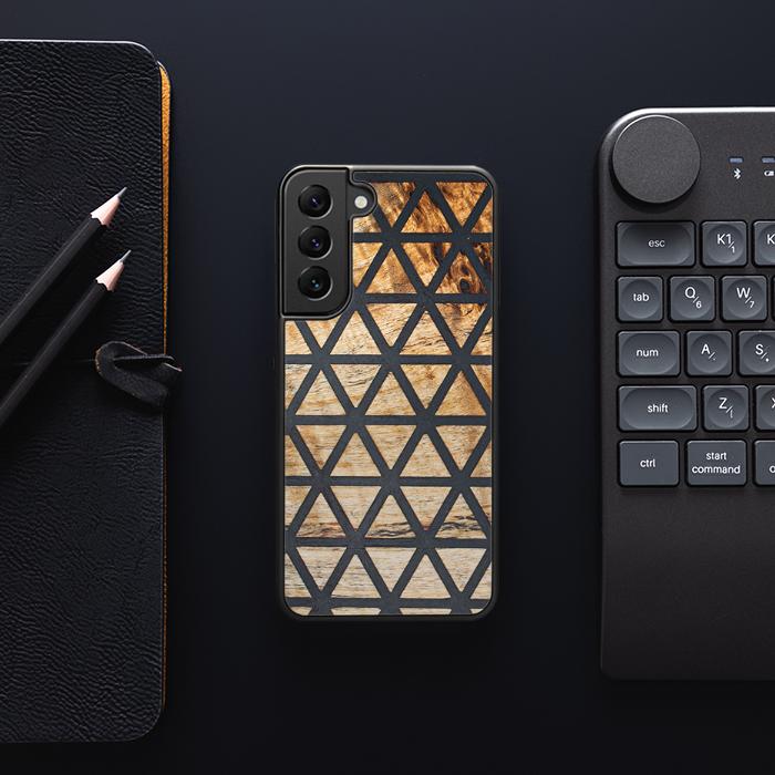 Samsung Galaxy S23 Handyhülle aus Harz und Holz - Synergy#F29