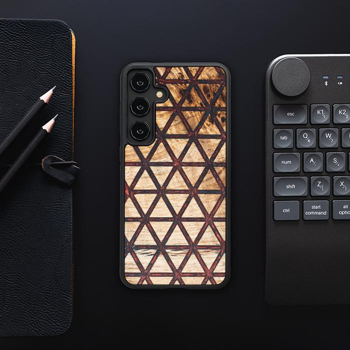 Samsung Galaxy S24 Plus Handyhülle aus Harz und Holz - Synergy#F22