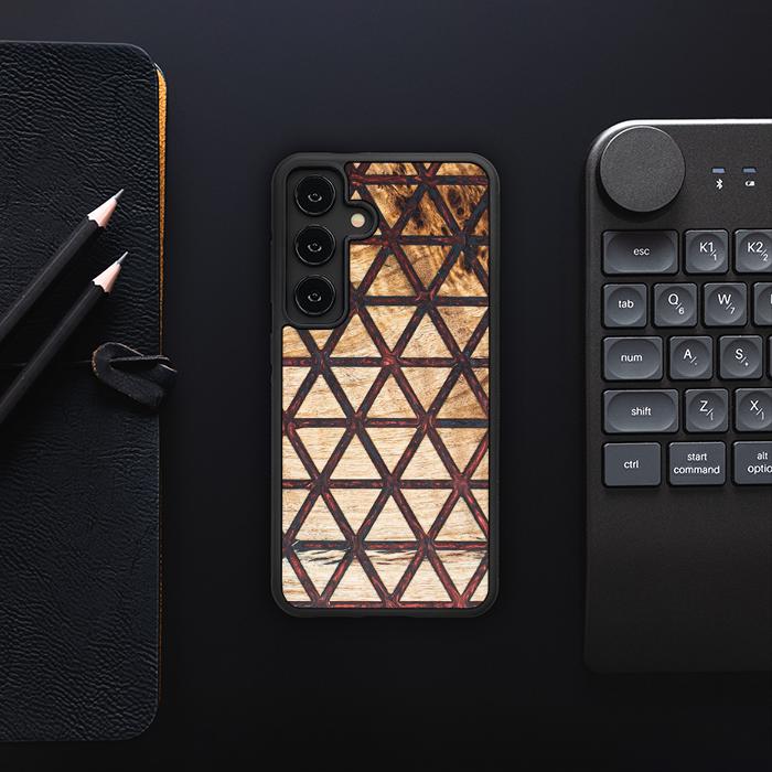 Samsung Galaxy S24 Handyhülle aus Harz und Holz - Synergy#F22