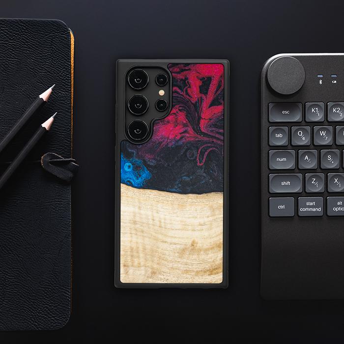 Samsung Galaxy S24 Ultra Handyhülle aus Harz und Holz - Synergy#F14