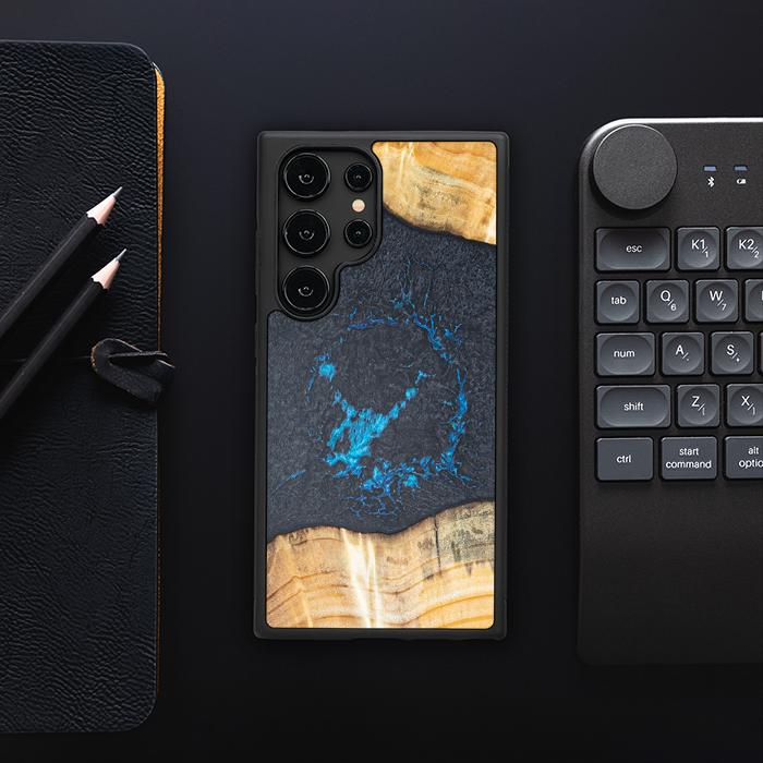 Samsung Galaxy S24 Ultra Handyhülle aus Harz und Holz - Synergy#F35