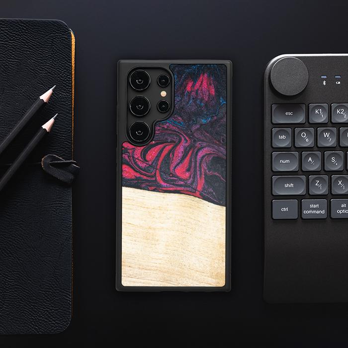 Samsung Galaxy S24 Ultra Handyhülle aus Harz und Holz - Synergy#F5