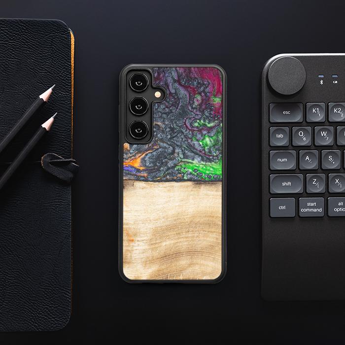Samsung Galaxy S25 Plus Handyhülle aus Harz und Holz - Synergy#F2