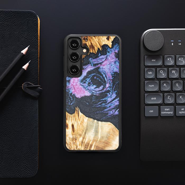Samsung Galaxy S25 Plus Handyhülle aus Harz und Holz - Synergy#F25