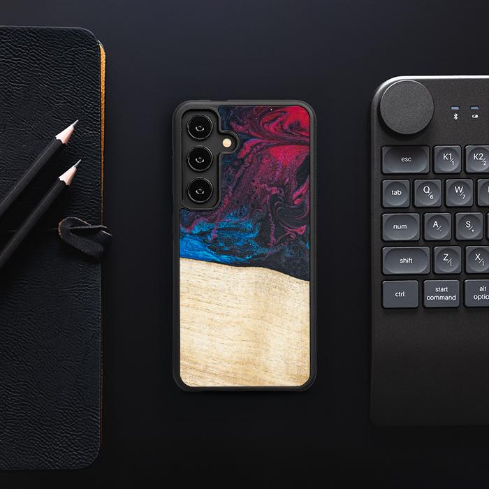 Samsung Galaxy S25 Handyhülle aus Harz und Holz - Synergy#F9