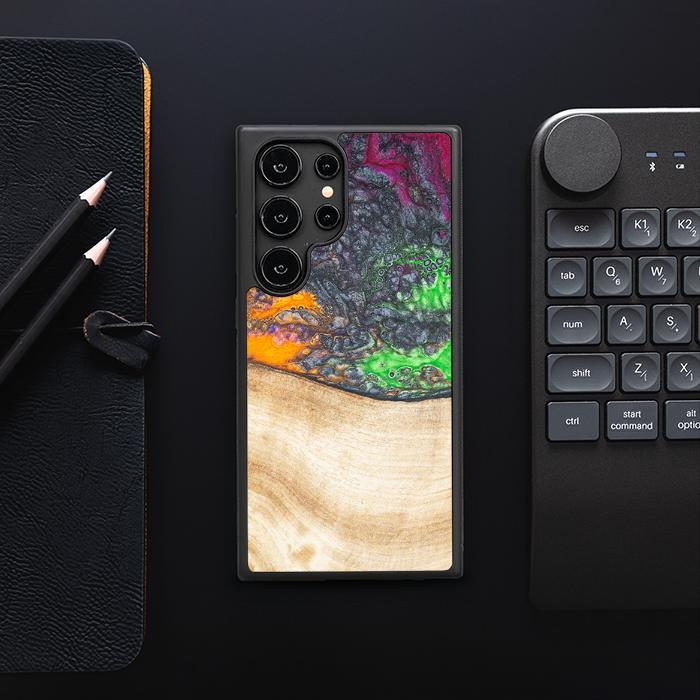 Samsung Galaxy S25 Ultra Handyhülle aus Harz und Holz - Synergy#F1