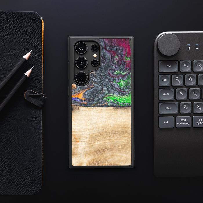 Samsung Galaxy S25 Ultra Handyhülle aus Harz und Holz - Synergy#F2