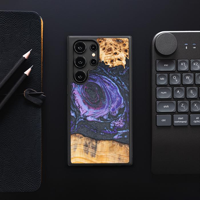Samsung Galaxy S25 Ultra Handyhülle aus Harz und Holz - Synergy#F24