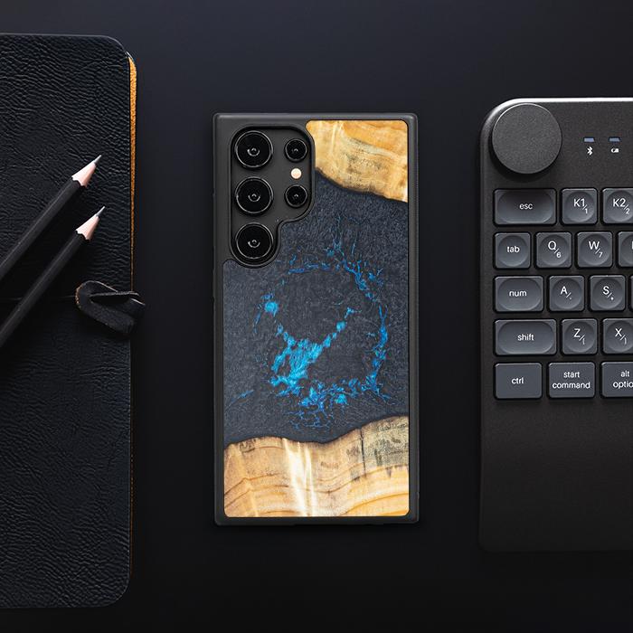 Samsung Galaxy S25 Ultra Handyhülle aus Harz und Holz - Synergy#F35