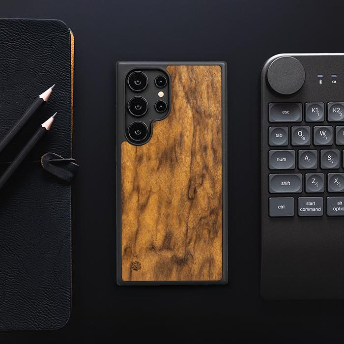 Samsung Galaxy S25 Ultra Handyhülle aus Holz - Imbuia