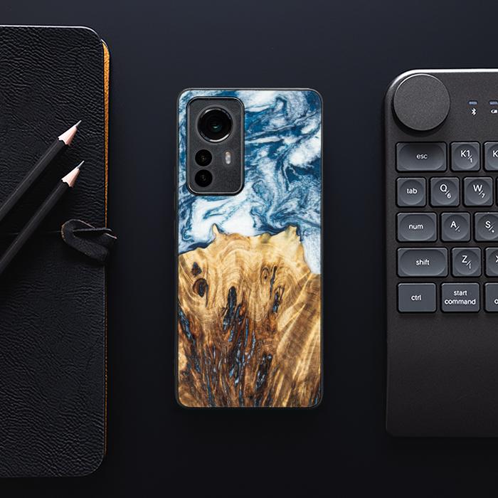 Xiaomi 12 Pro Handyhülle aus Harz und Holz - Synergy#E23